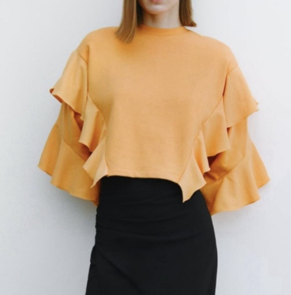 ZARA Women’s M Orange Ruffle Sweatshirt Top Long Sleeve Cropped Statement